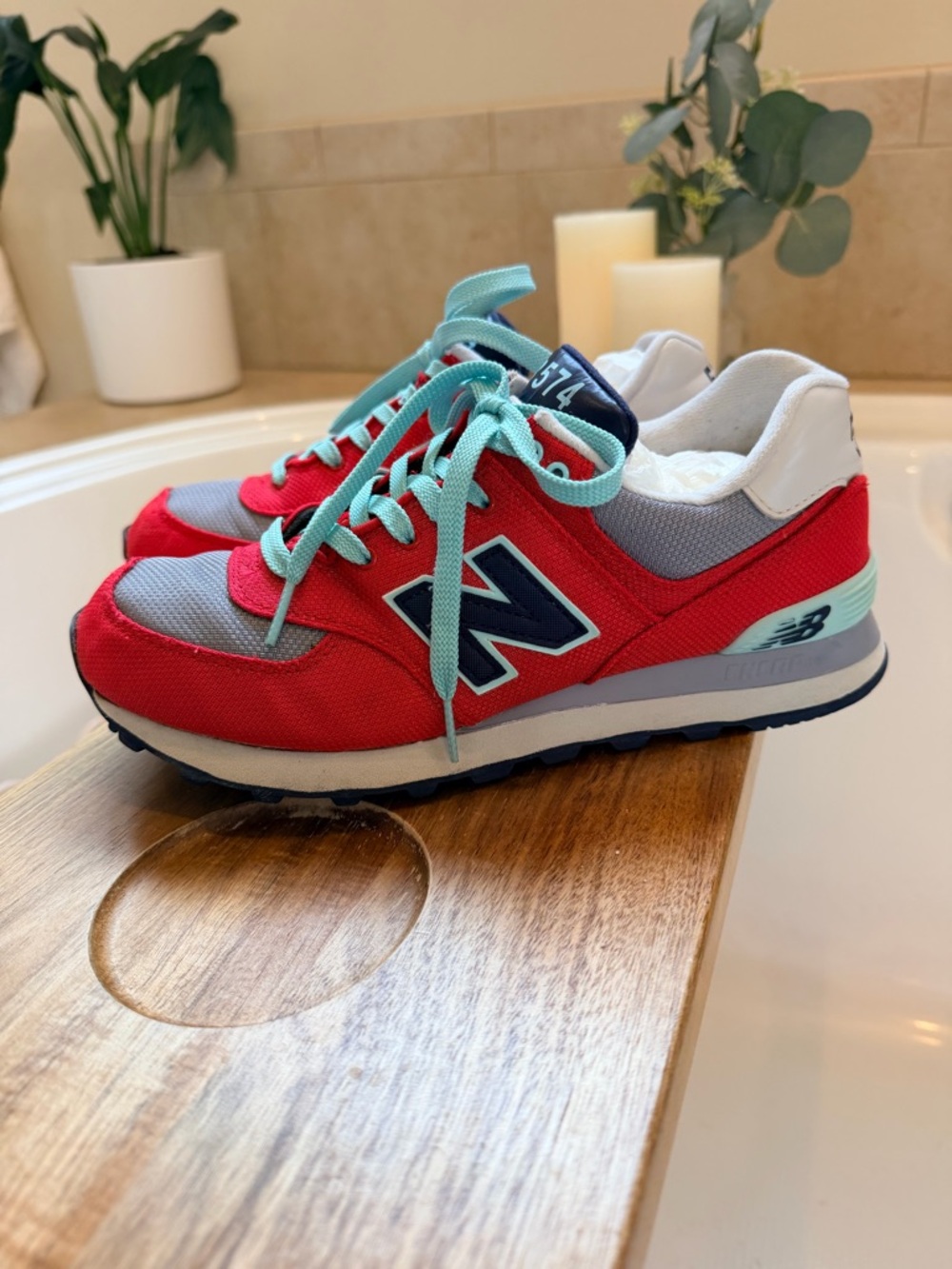 New Balance 574 sneakers women’s size 9 men’s 7 EUC - Picture 7 of 9